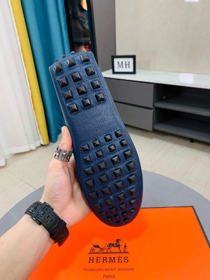 Men's men's shoes 💰458🌹🌹 Comes with packaging [Hermès] Hermès 🚹 Men's new bean slip-on shoes, full of charm, luxury style gentleman's shoes. Hermès exquisite hardware buckle accessories (❌refuse to fade) embossed design elements... interpret the brand image design concept 👑 Material imported cowhide ➕ Selected genuine leather lining ➕ Brand wear-resistant sole stitching 🔍🔍 Size: 38-44